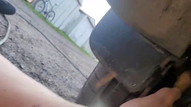 вода в порогах Land Cruiser 200