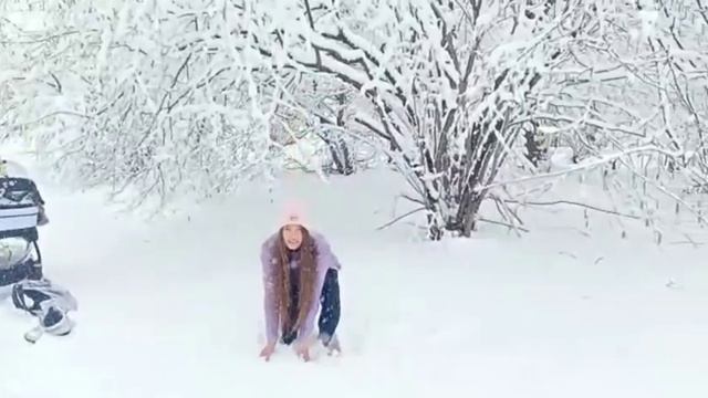в моём городе вновь первый снег ❄️❄️❄️