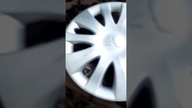 нашол колпак от Mitsubishi lancer 15 розмер смотреть онлайн