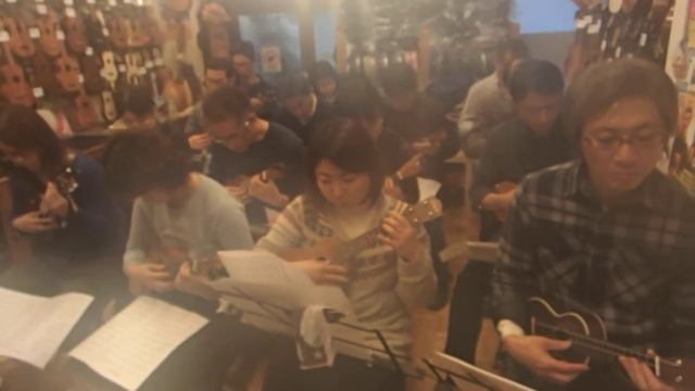 Mori Sensei's Class Plays the Wedding March @ Ukulele Mania, Tokyo смотреть онлайн