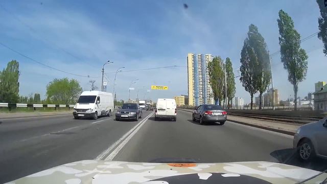 AA0810IM - перечитай п. 10.3 ПДД Украины смотреть онлайн