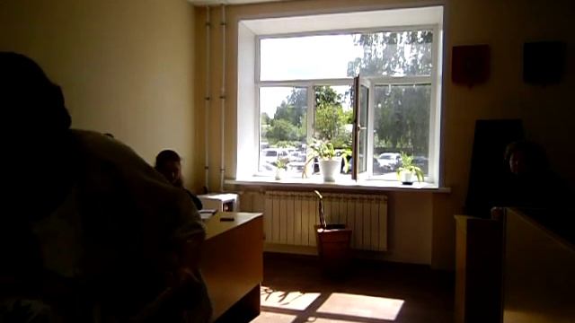 Мировой судья судебного участка №15 г Костромы Хомина Т В отказывается предъявить удостоверение су смотреть онлайн