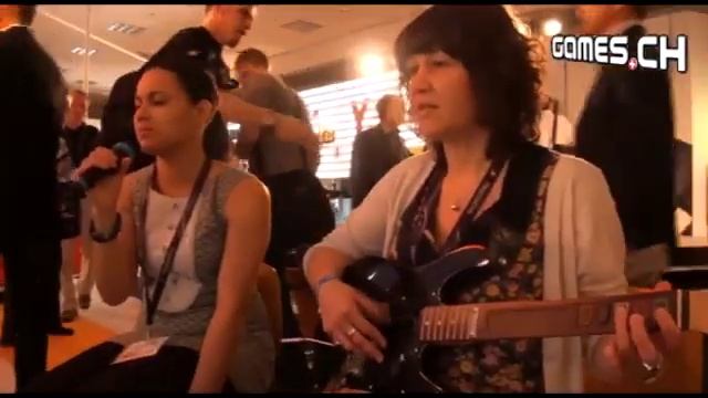 SingStar Dance & Guitar - E3 2010 смотреть онлайн