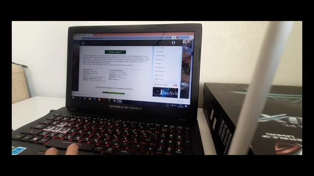 Играю в майнкрафт и роблокс на ноутбуке первый раз!!!) смотреть онлайн