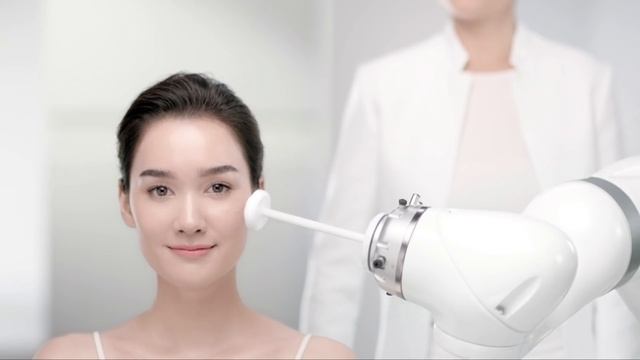 Eucerin Moisture Booster Bouncy Skin Test - Dewy & Bouncy in 2 Weeks смотреть онлайн