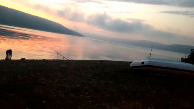Утро. Костёр! На речке Днестр!!! Кормань 2017 года!! Рыбалка!!! смотреть онлайн