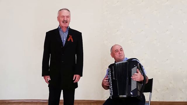 Песенка фронтового шофёра. Народные хиты и любимые мелодии под баян. смотреть онлайн