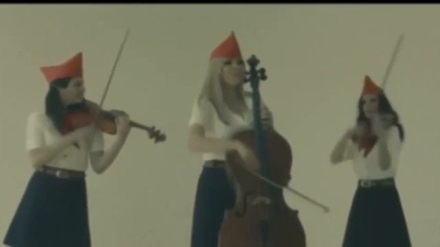 И Ленин такой молодой