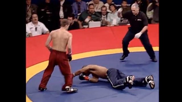 Stephen thompson The Best Kenpo Karate Fighter in MMA смотреть онлайн