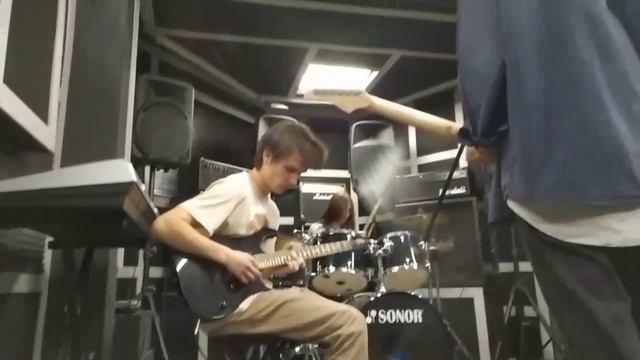 на барабанах стучу смотреть онлайн