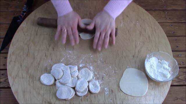 Делаю из КАЗАНА МАНТОВАРКУ! МАНТЫ В КАЗАНЕ. смотреть онлайн