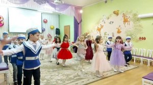«Весна красна идёт» танец на 8 марта в детском саду