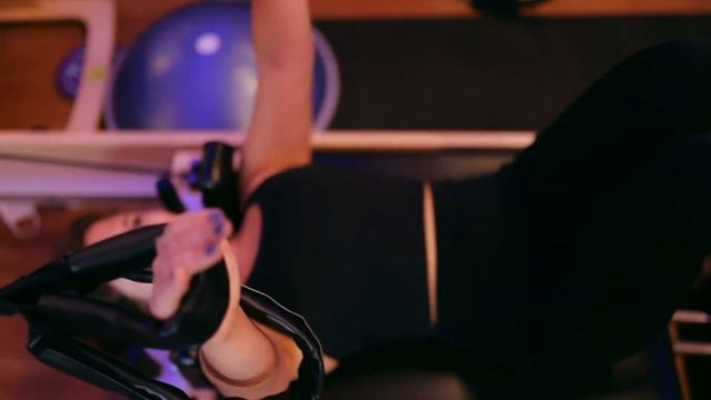 Club Pilates social media video смотреть онлайн