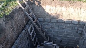 Погреб закрытый своими руками - стены