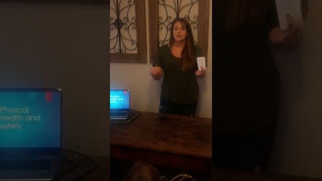 Disconnect to reconnect Hannah Lanning persuasive speech смотреть онлайн