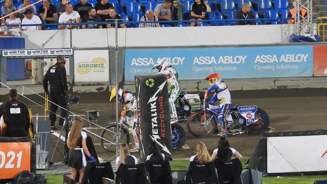 Unia Leszno - Eltrox Włókniarz Częstochowa ; Bieg 9 смотреть онлайн