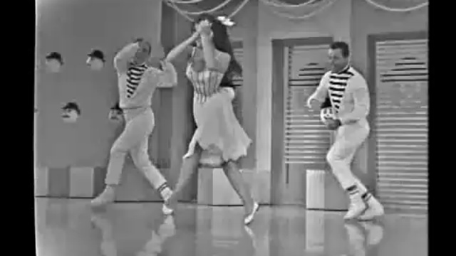 Лайза Миннелли в Шоу Джуди Гарланд смотреть онлайн