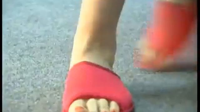 Часть 1 Массажные ортопедические домашние тапочки. Хорошая идея для подарка любимым и близким. смотреть онлайн