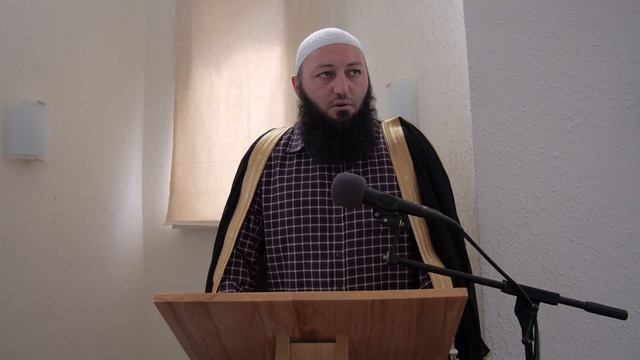 Пятничная Хутба: "Остерегайся показухи, поистине это лицемерие!" смотреть онлайн