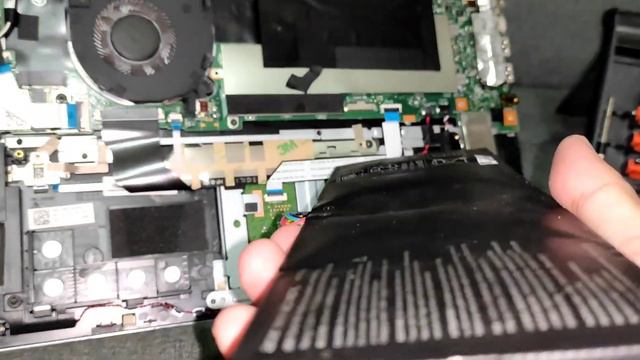 Notebook電池脹起來, 不想起火, 馬上換!