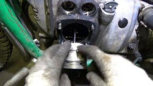 Зеленый Урал и черные свечи. Ищем причину неисправности.