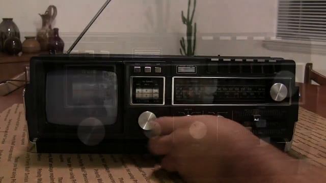 TOYOMEKA TMK 725, radio, tv & cassette player. смотреть онлайн