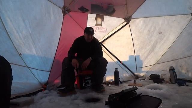 ЗВЕРЬ ПОЙМАН!!! Лучшая рыбалка в Якутии! Yakutia