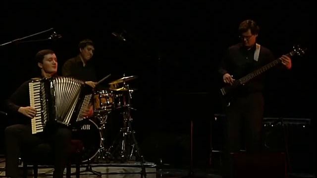 Tango pour Cloude.avi смотреть онлайн