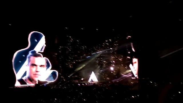 Robbie Williams - Angel - Klagenfurt Austria 29.08.2017 смотреть онлайн