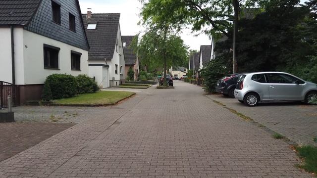 они загонят немцев и народ в германии в нищету и долги , по мёрзнем за Шольца и Зеленых ,Германия смотреть онлайн