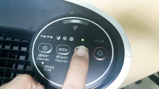 Sharp Air Purifier Plasmacluster FP-J30Y-B смотреть онлайн