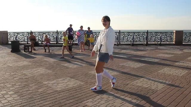 [KPOP IN PUBLIC | ONE TAKE] Stray Kids - Surfin'