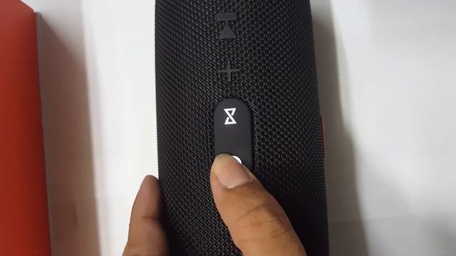 Part 2 JBL Charge 3 Portable Wireless Bluetooth Speaker with 4000 mah Inbuilt power Bank High Qu смотреть онлайн