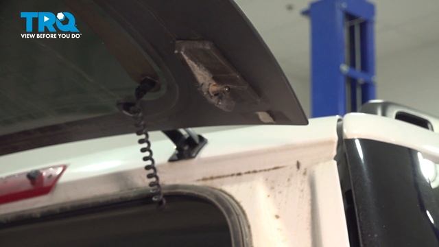 How to Replace Back Glass Lift Supports 2007-2017 Ford Expedition смотреть онлайн