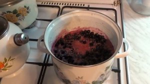 Варенье "Пятиминутка" из черноплодной рябины.