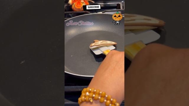 Halloween Treats | Halloween Food Ideas | Pancake Recipe#spooky#halloweenpancake смотреть онлайн