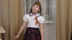 ШЕЛ ЛЕНИНГРАДСКИЙ ПАРЕНЕК