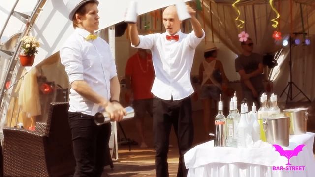 Мобильный бар Bar-street смотреть онлайн