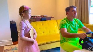 Настя и папа поменялись местами. Истории для детей