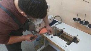 замена масла на плоскошовной промышленной швейной машине