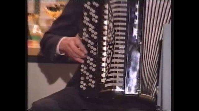"Їхав козак за Дунай"/"Went Cossack beyond the Danube"/E.Kostenko-S.Neverov смотреть онлайн