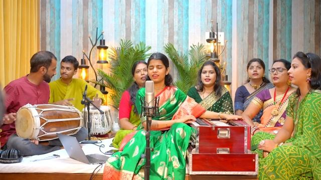 कहमा नहेली काली कहाँ लट झाड़लनि (भगवती गीत)- Maithili Thakur смотреть онлайн