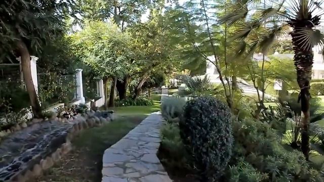 Жилой комплекс в Марбелье Aloha Gardens, Video Tour | Инвестиции в недвижимость в Испании смотреть онлайн