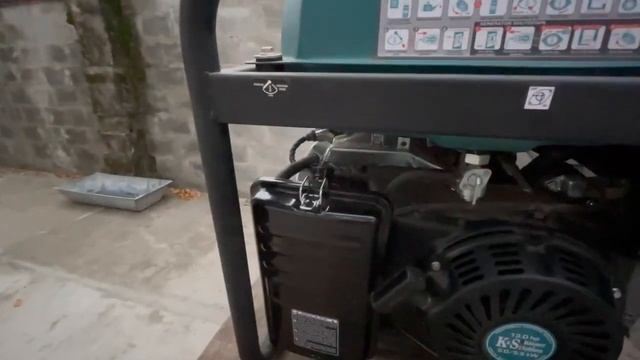 Звук работы генератора Konner&Sohnen KS 7000E G на бензине смотреть онлайн