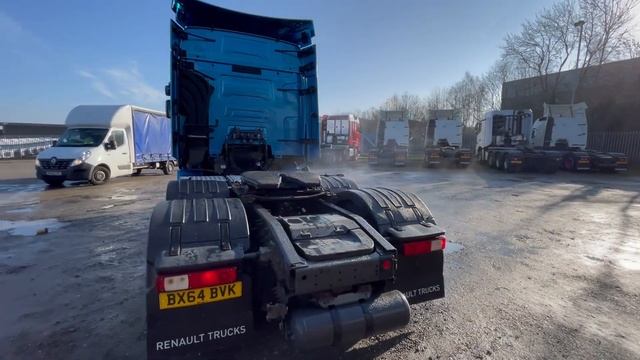 New In Stocklist For Sale: RENAULT T RANGE Eu 6 6x2 TRACTOR UNIT 2014 - BX64 BVK смотреть онлайн