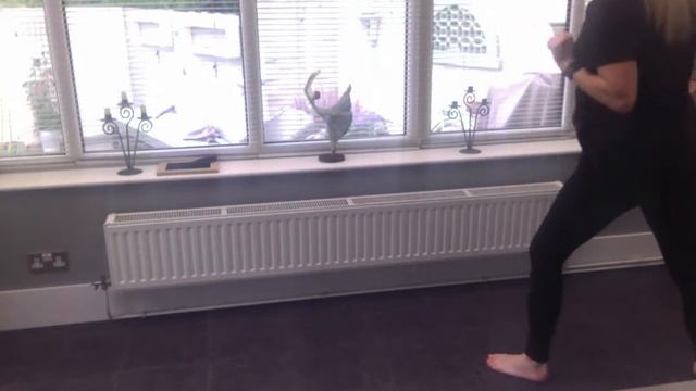GCSE Dance set phrase - Shift, step by step смотреть онлайн