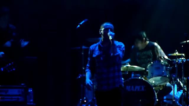 HD Dead By Sunrise (live at Amsterdam Melkweg) - Walking In Circles смотреть онлайн