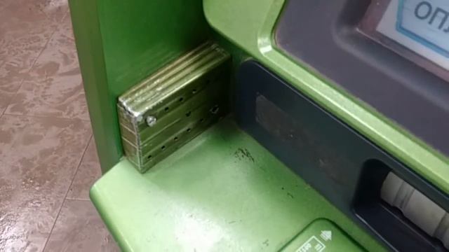 сбербанк саратов колхозит левые коробки на банкоматы смотреть онлайн
