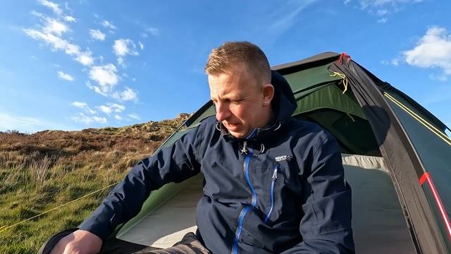 Testing out a new tent on Slemish Mountain #wildcamping #adventure смотреть онлайн