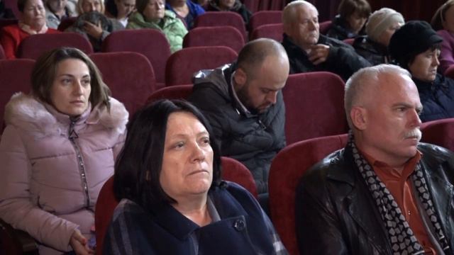 В станице Григорьевской состоялась встреча главы района с активом граждан смотреть онлайн